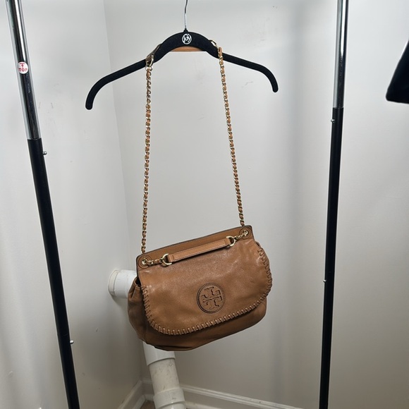 Tory Burch Flap Leather Marion Saddle Shoulder Bag - Picture 4 of 8